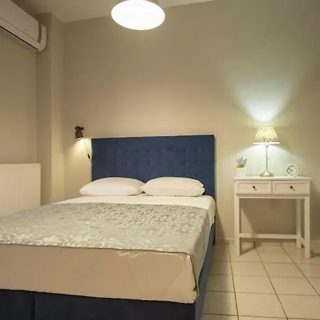 Manolia Sea View Apartment *